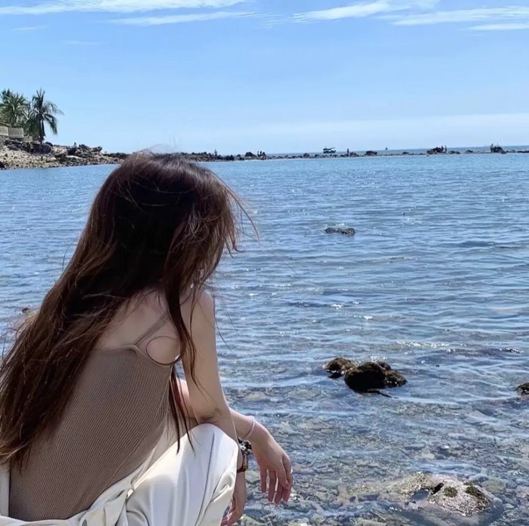 特别的她